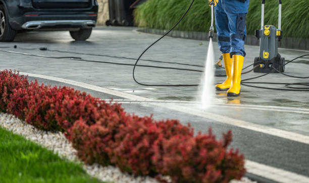 Why Choose Our Certified Pressure Washing Experts for Your Project Needs in Chicago Ridge, IL?